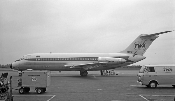 TWA Douglas DC-9-14  N1051T