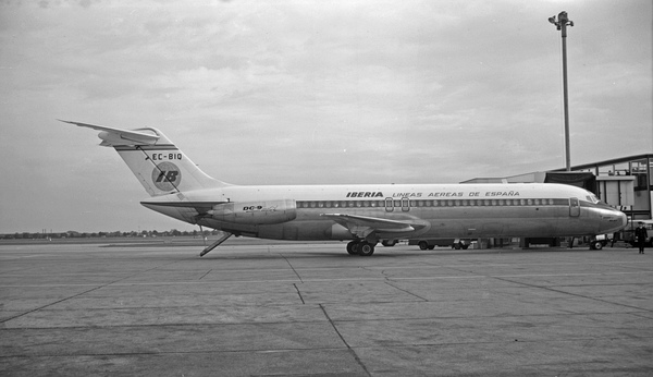 IBERIA Douglas DC-9-32  EC-BIQ