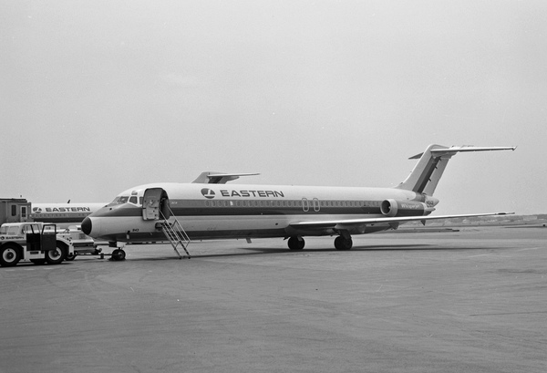 Eastern Douglas DC-9-31  N8943E