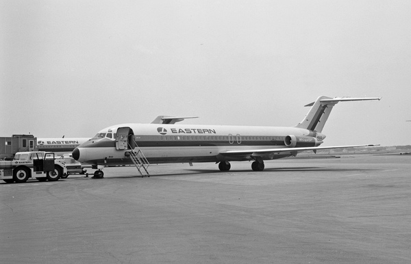 Eastern Douglas DC-9-31  N8943E