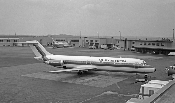 Eastern Douglas DC-9-31  N4948E