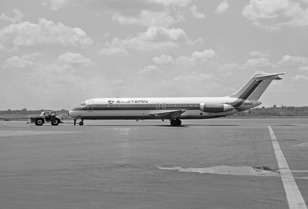 Eastern Douglas DC-9-31  N8950E