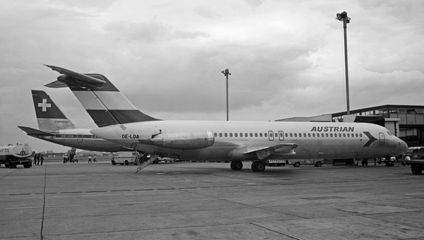 AUSTRIAN Douglas DC-9-32  OE-LDA
