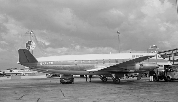 B.K.S. Vickers 798D Viscount G-AVED