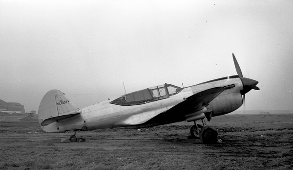  Curtiss P-40N  N1207V
