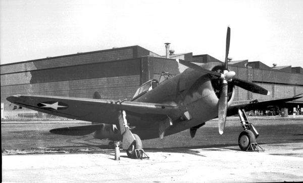  Republic XP-47B Thunderbolt 